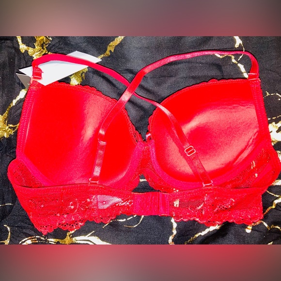 NWT!!!!!  Red Carpet Ready Push-Up Bra - Picture 3 of 7
